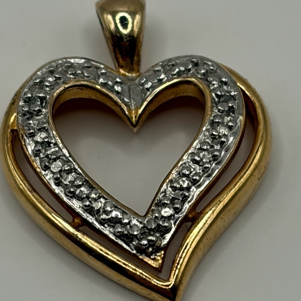 Vtg 925 Two-Tone Heart Pendant Necklace Charm
rhinestone Look